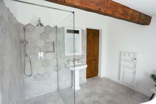 Villa Luxury Proven�al Retreat 5 Mins From Valbonne