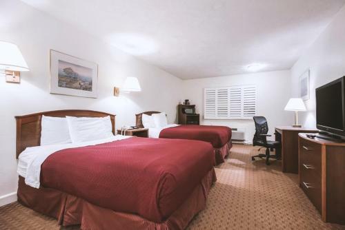 Hotel Sky-palace Inn & Suites Mccook