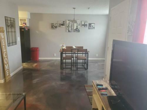 Apartamento 5 Min Walk 2 Memorial Staudim Over 1000 Sq Ft