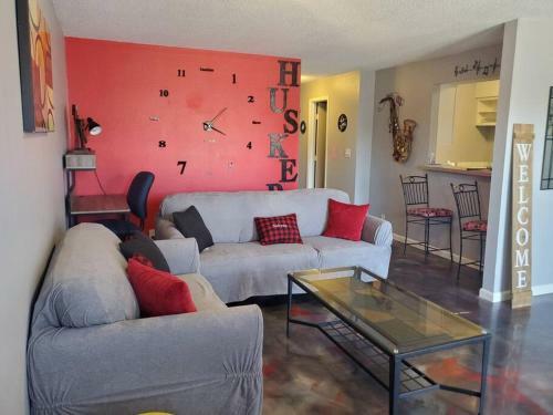 Apartamento 5 Min Walk 2 Memorial Staudim Over 1000 Sq Ft