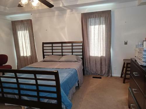 Private Room In Popular Millard Area West Omaha