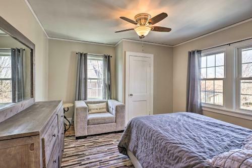 Luxe Omaha Home With Yard - 3 Mi To Downtown!