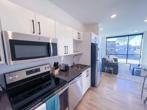 Bright 1bd/1ba Downtown Omaha Apartments