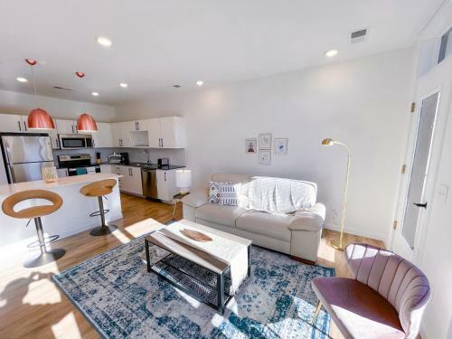 Bright 1bd/1ba Downtown Omaha Apartments