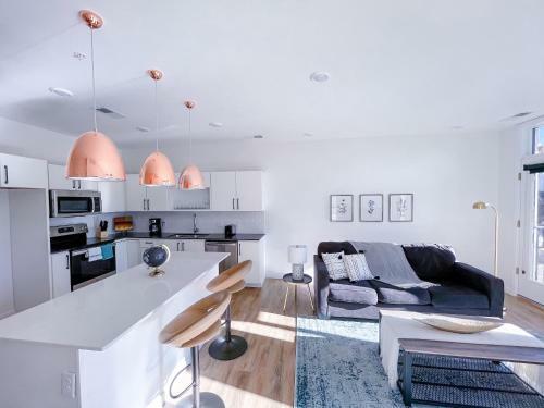 Bright 1bd/1ba Downtown Omaha Apartments