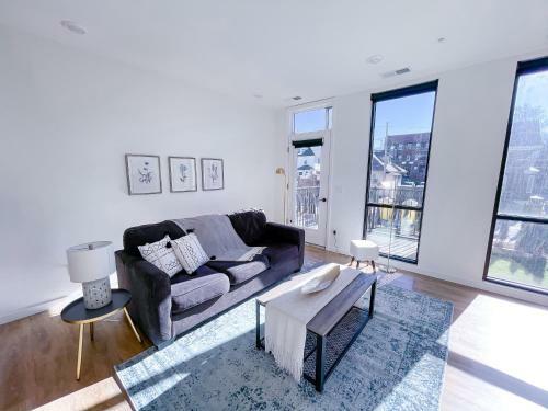 Bright 1bd/1ba Downtown Omaha Apartments