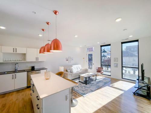 Bright 1bd/1ba Downtown Omaha Apartments