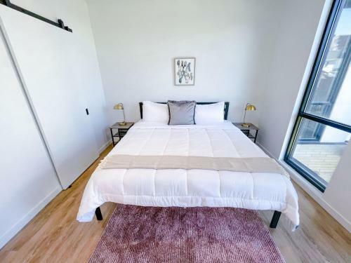 Bright 1bd/1ba Downtown Omaha Apartments