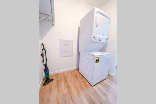 Bright 1bd/1ba Downtown Omaha Apartments
