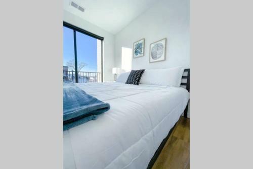 Bright 1bd/1ba Downtown Omaha Apartments