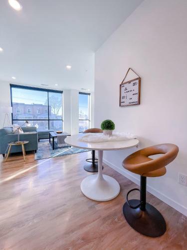 Bright 1bd/1ba Downtown Omaha Apartments