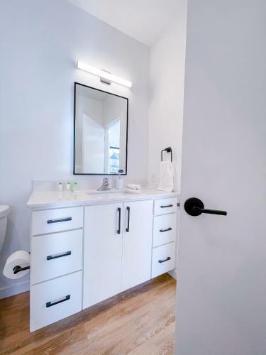 Bright 1bd/1ba Downtown Omaha Apartments