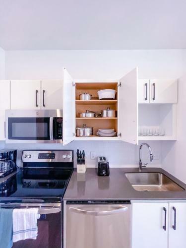 Bright 1bd/1ba Downtown Omaha Apartments