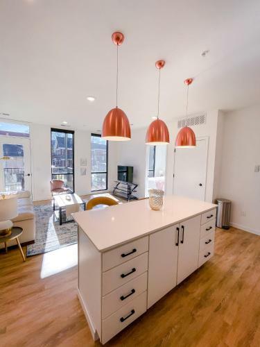 Bright 1bd/1ba Downtown Omaha Apartments