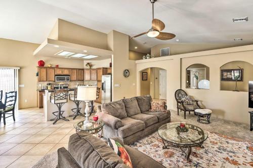 Lovely Laughlin Oasis On Mojave Golf Course!