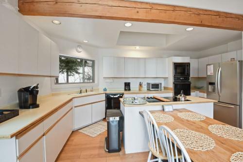 Incline Village Manor