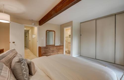 Mountain Shadows Chalet