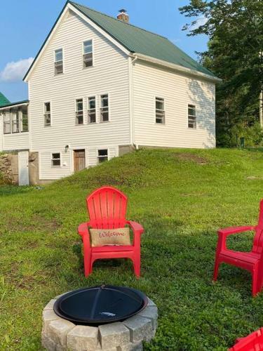 Come Play-relax-enjoy! Private Home On 2+ Acres!