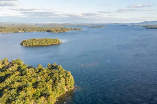 Lake Winnipesaukee 373