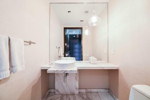 Apartamento Stripviewsuites Two-bedroom Conjoined Suite At Palms Place