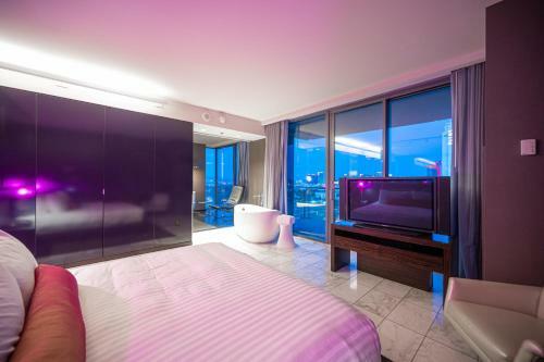 Apartamento Stripviewsuites Two-bedroom Conjoined Suite At Palms Place