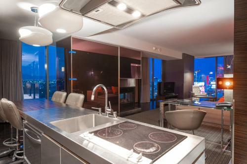 Apartamento Stripviewsuites Two-bedroom Conjoined Suite At Palms Place