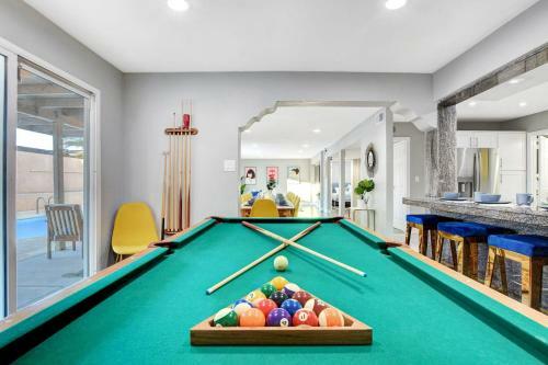 Modern Lockdown At 7br, 4ba, Pool, Spa And Games 31 Days Only