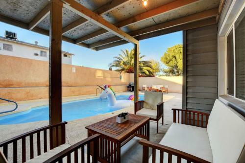 Modern Lockdown At 7br, 4ba, Pool, Spa And Games 31 Days Only
