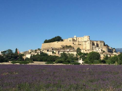 Bed & Breakfast Le Petit Jeu Grignan