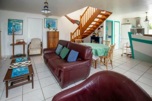 Villa 4 People House Kerlard With Garden By Weekome
