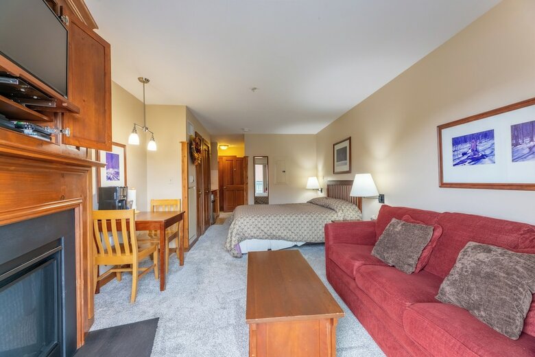 Hotel Allegheny Springs