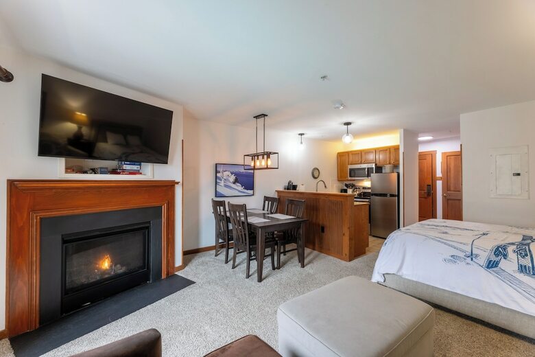 Hotel Allegheny Springs