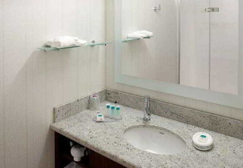 Hotel Spring Hill Suites Alexandria Southwest