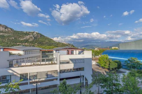 Apartamento Standing Europole, Garage Priv�, Calme, Netflix