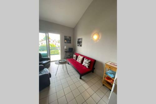 Apartamento Studio Avec Piscine , Plage � Pieds
