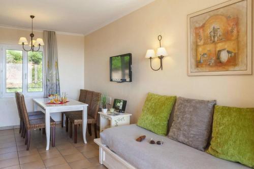 Apartamento Studio With Sea View Residence Les Restanques Du Golfe De St Tropez, Grimaud