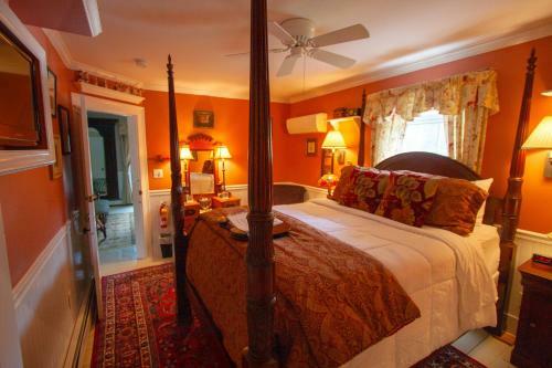 Phineas Swann Bed & Breakfast Inn