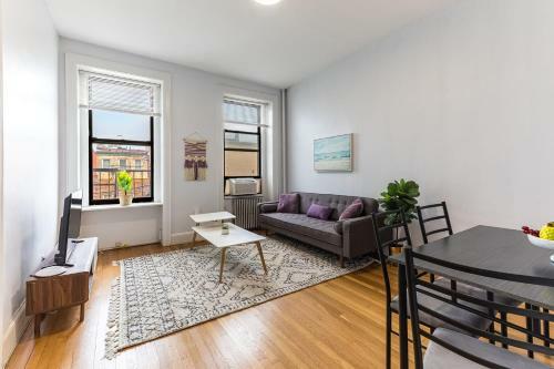 Apartamento Bright & Stylish 1br With Workspace