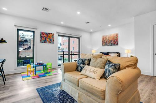 Apartamento New! Vibrant Large Studio Dwntwn 18 Mins To Nyc