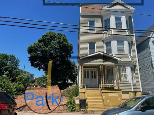 Apartamento L 3 4 Bed Rooms Newark Nj 07103