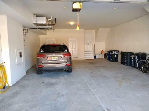 Apartamento Beach Block Condo,100 Ft From Boardwalk, 4bd, 3ba, 2 Car Garage