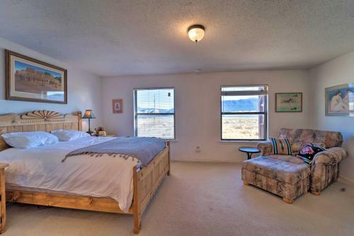 Hideaway With Sweeping Eagle Nest Lake Views!