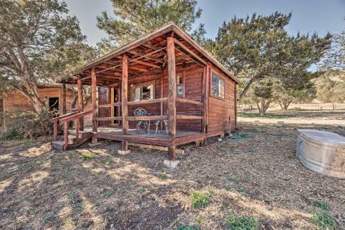 Apartamento Desert Hideaway With Capitan Mountain Views!