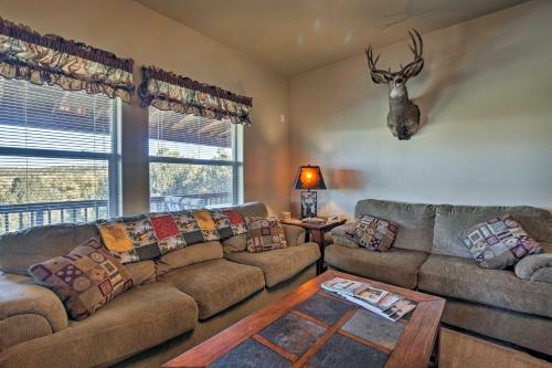 Cozy Ski Cabin With Deck Near Taos Ski Valley!