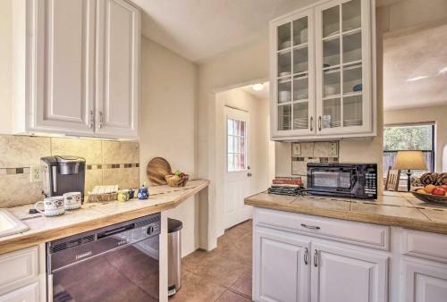 Peaceful Rowe Home With Pecos Natl Park Views!