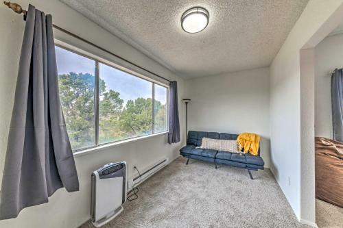 Mtn Escape With Deck And Views - Near Race Track!