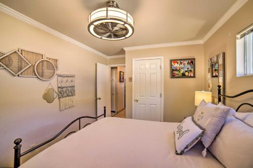 Apartamento Red River Condo Fire Pit, Half-mi To Slopes!