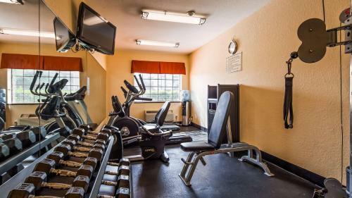 Hotel Best Western Mainland Inn & Suites