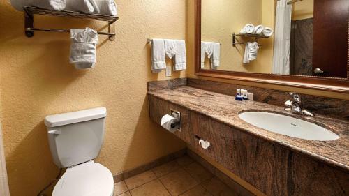 Hotel Best Western Mainland Inn & Suites