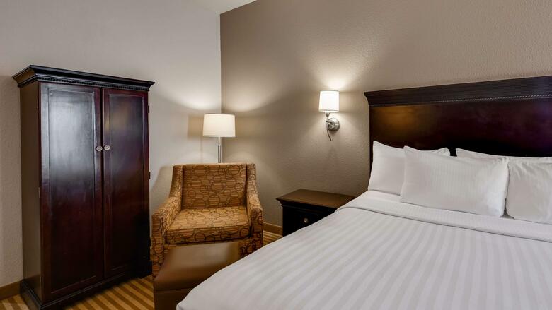 Hotel Best Western Plus Piedmont Inn And Suites
